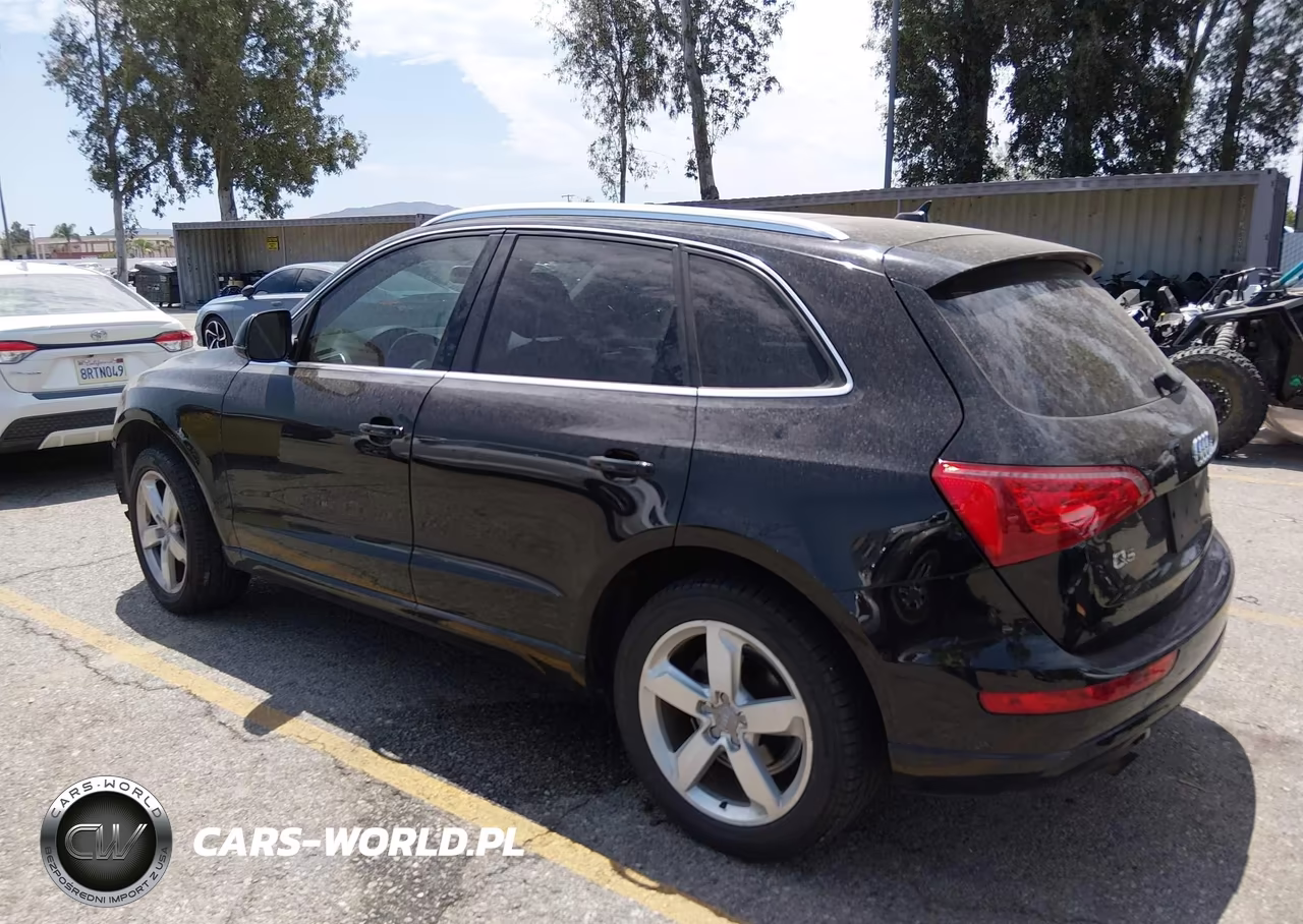2011 Audi Q5 2.0T Premium VIN:WA1LFAFP1BA106180 - 3