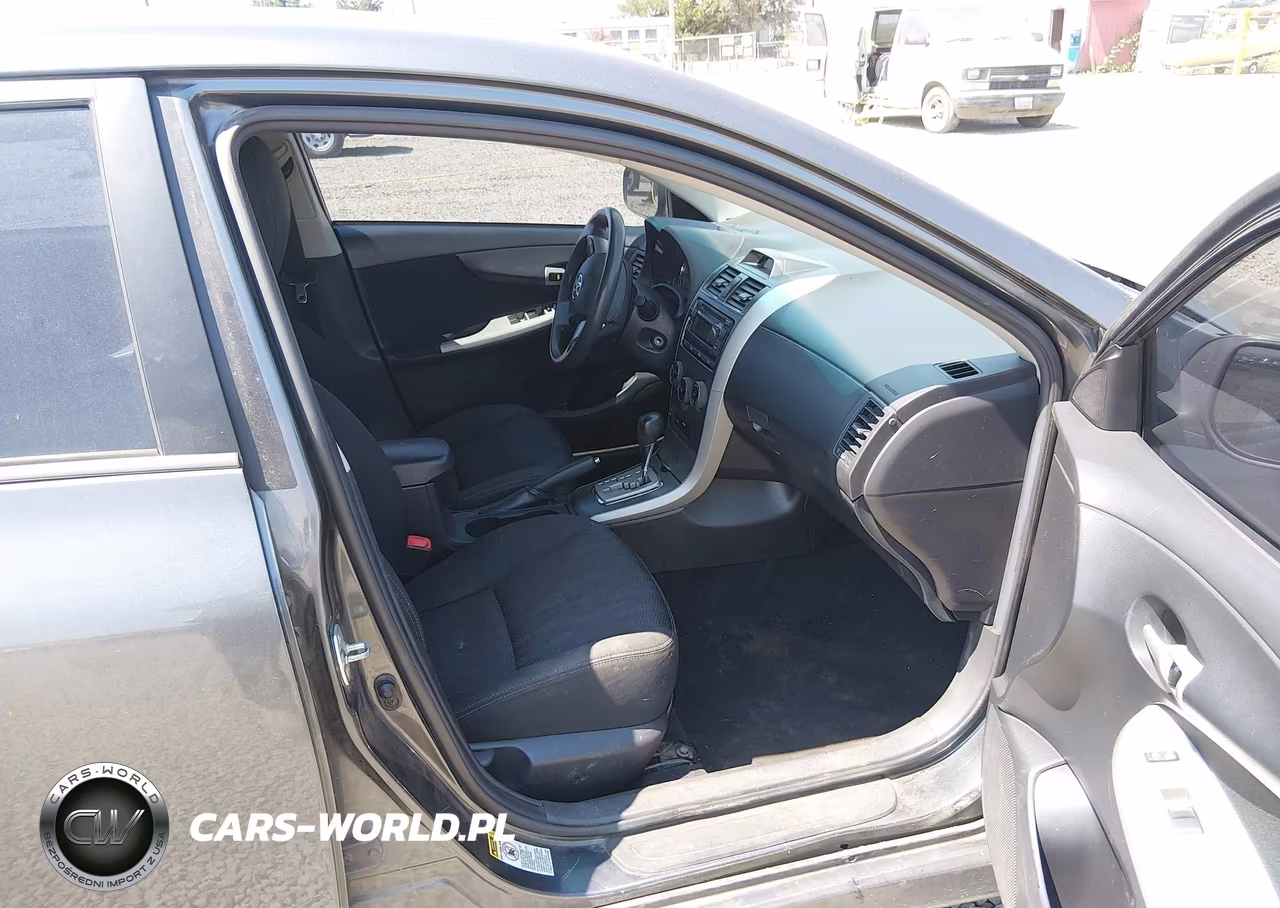 2012 Toyota Corolla S VIN:2T1BU4EE2CC850439 - 5