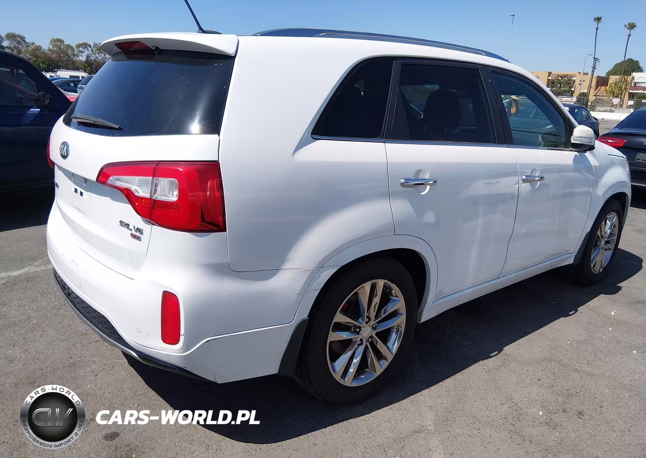2014 Kia Sorento Limited V6 VIN:5XYKW4A7XEG439010 - 4
