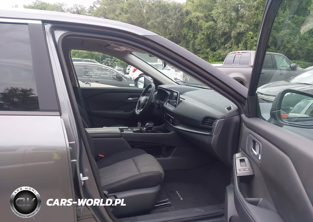 2026 Nissan Rogue Sv VIN:5N1BT3BA4TC763595 - 5