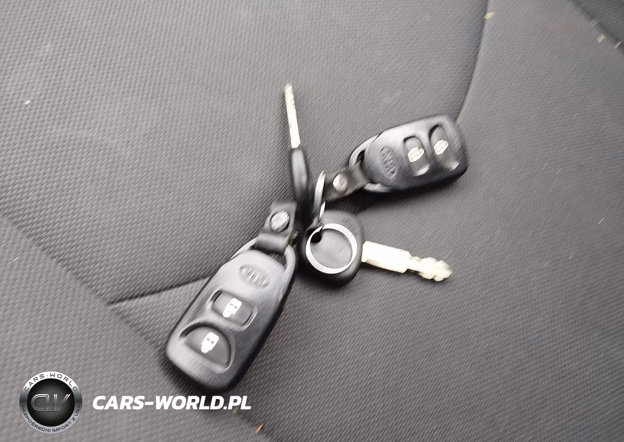 2010 Kia Soul + VIN:KNDJT2A2XA7179454 - 11