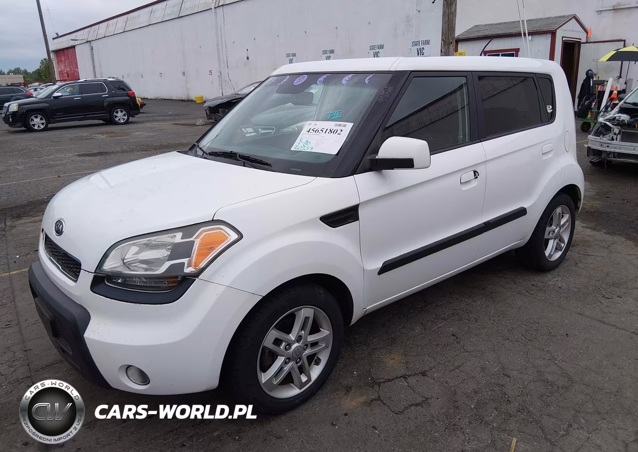 2010 Kia Soul + VIN:KNDJT2A2XA7179454 - 2