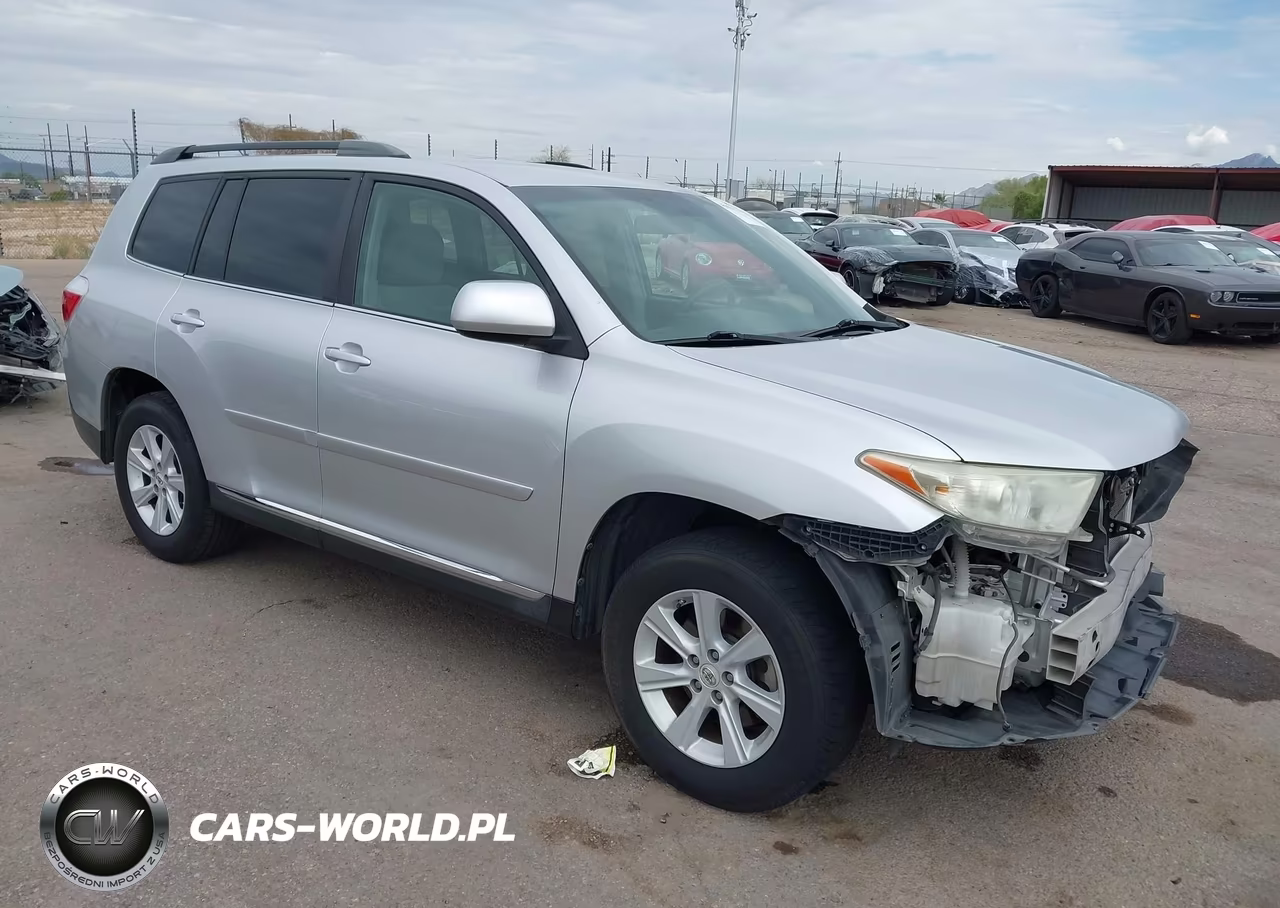 2013 Toyota Highlander Base Plus V6