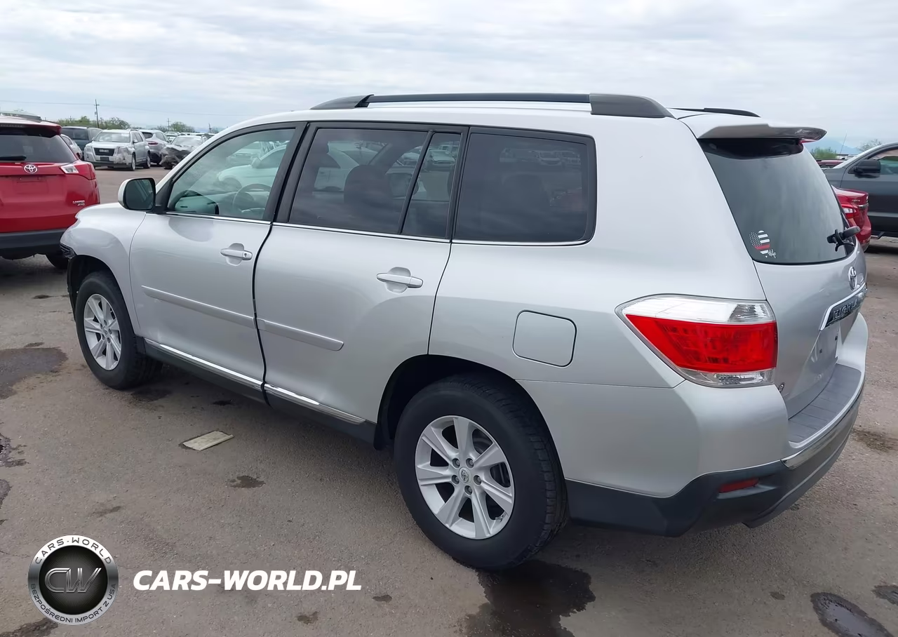 2013 Toyota Highlander Base Plus V6 VIN:5TDBK3EH0DS202472 - 3