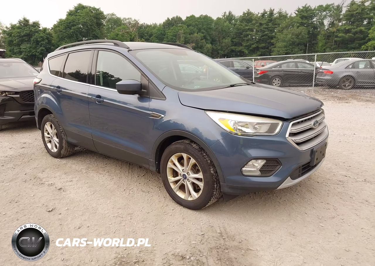 2018 Ford Escape Se VIN:1FMCU9GD1JUA11660 - 1