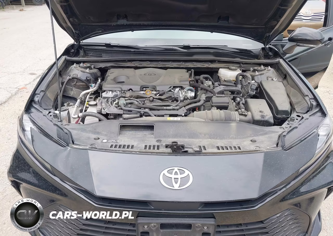 2025 Toyota Camry Le VIN:4T1DAACK5SU526326 - 10