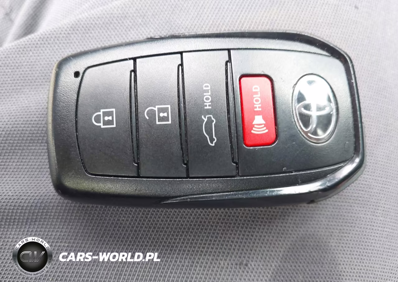 2025 Toyota Camry Le VIN:4T1DAACK5SU526326 - 11