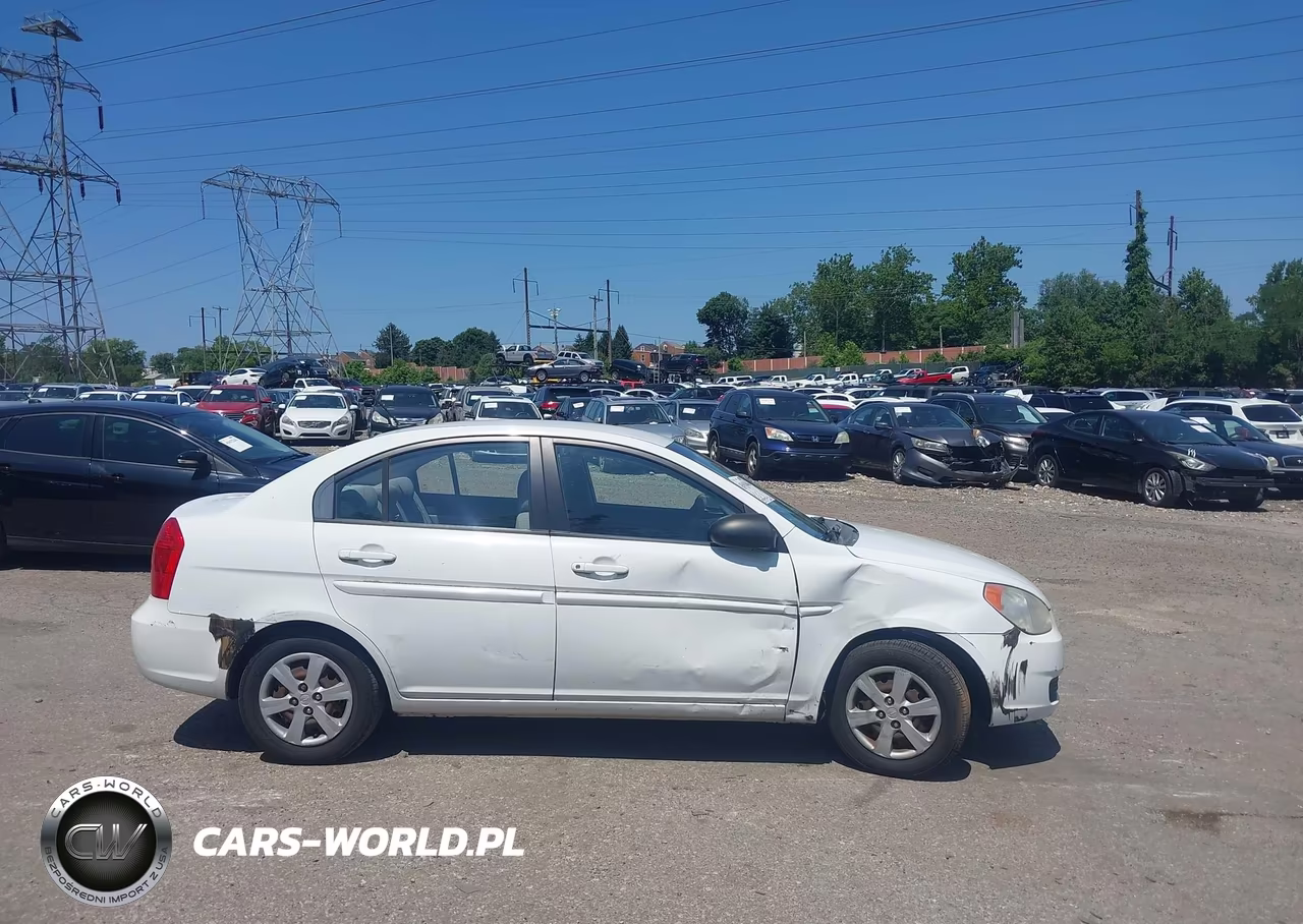 2009 Hyundai Accent Gls VIN:KMHCN46C19U321196 - 13