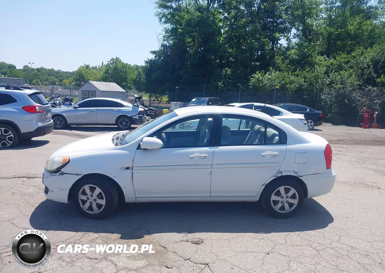 2009 Hyundai Accent Gls VIN:KMHCN46C19U321196 - 14