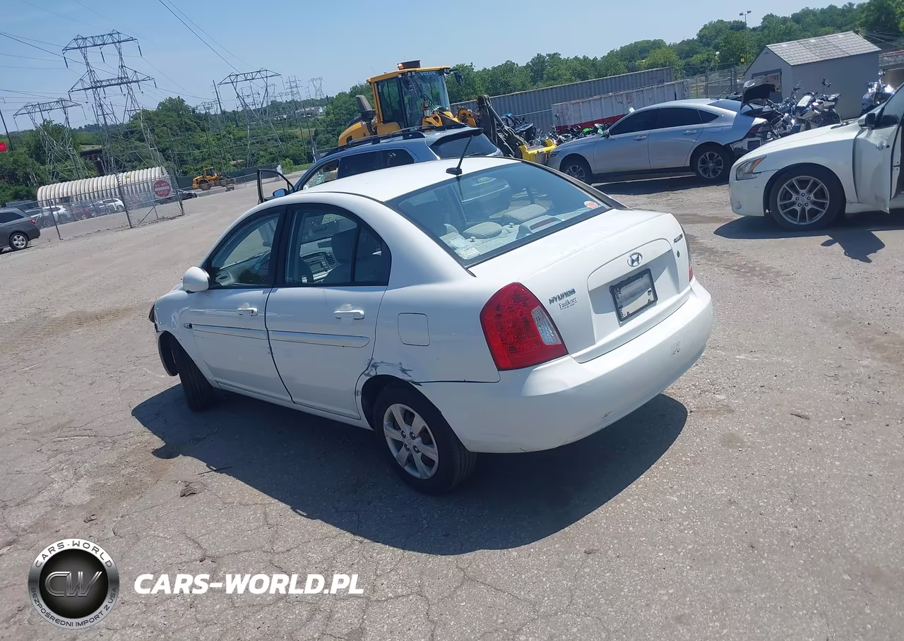 2009 Hyundai Accent Gls VIN:KMHCN46C19U321196 - 3