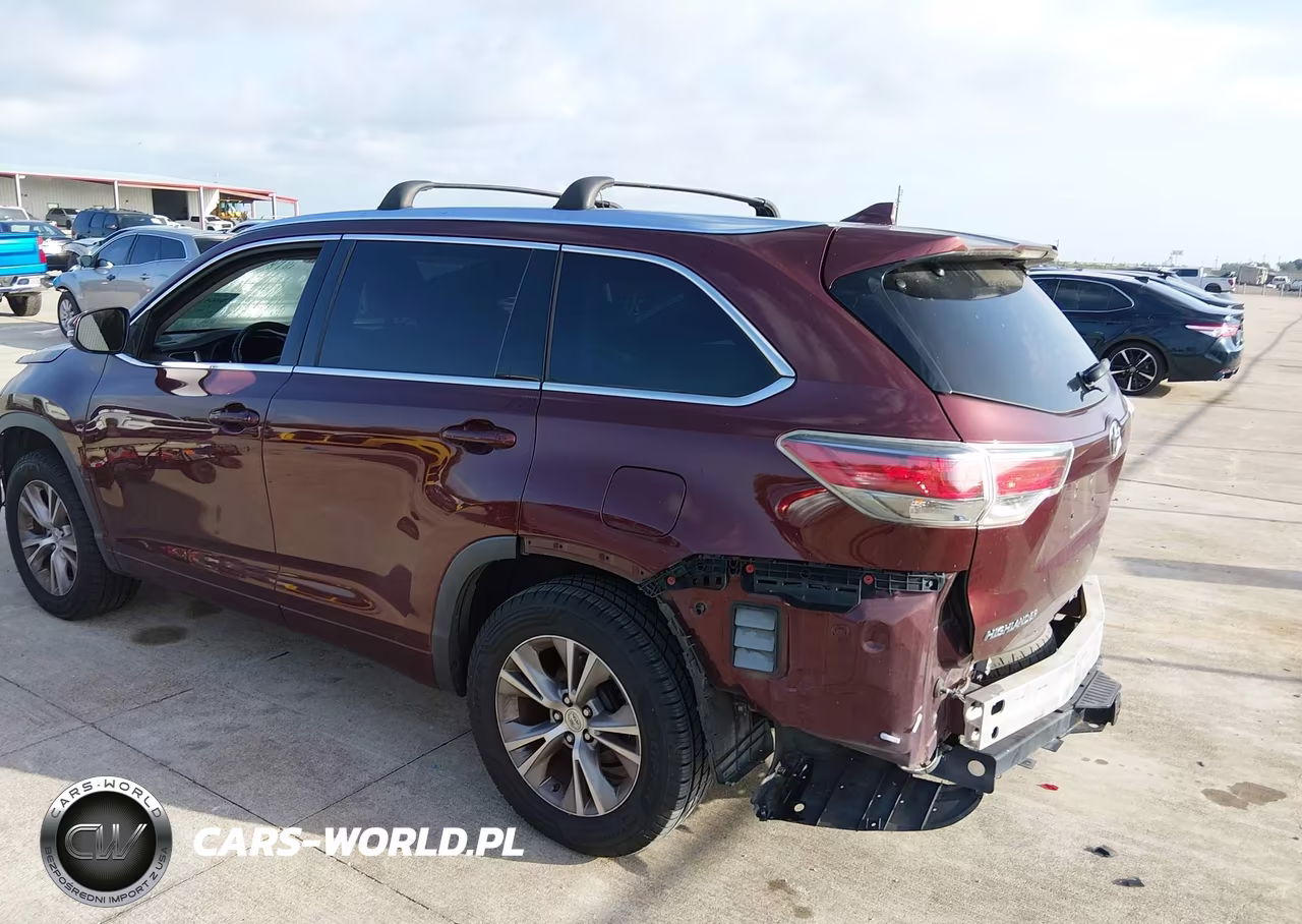 2015 Toyota Highlander Xle V6 VIN:5TDKKRFH2FS115810 - 3