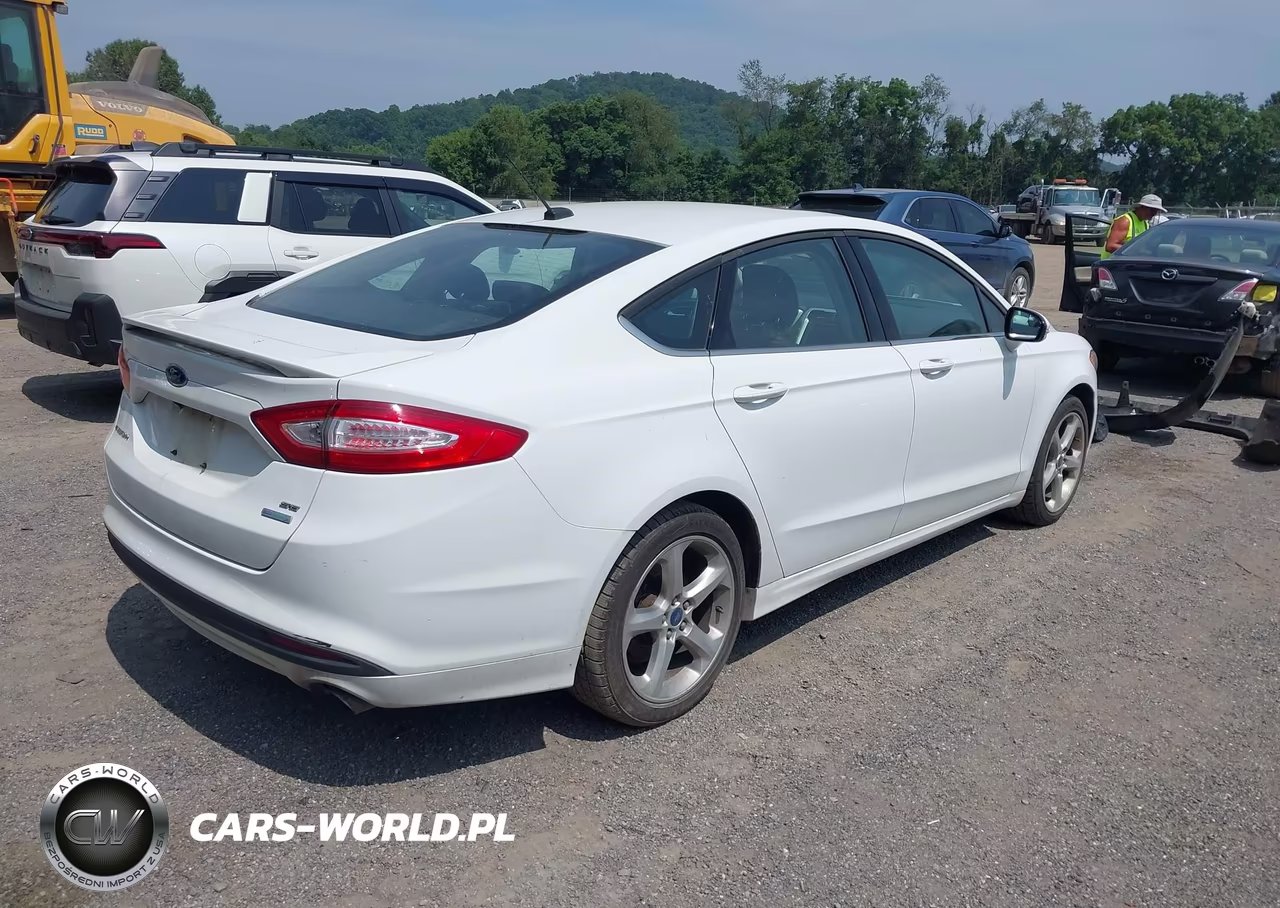 2014 Ford Fusion Se VIN:1FA6P0HD4E5372762 - 4