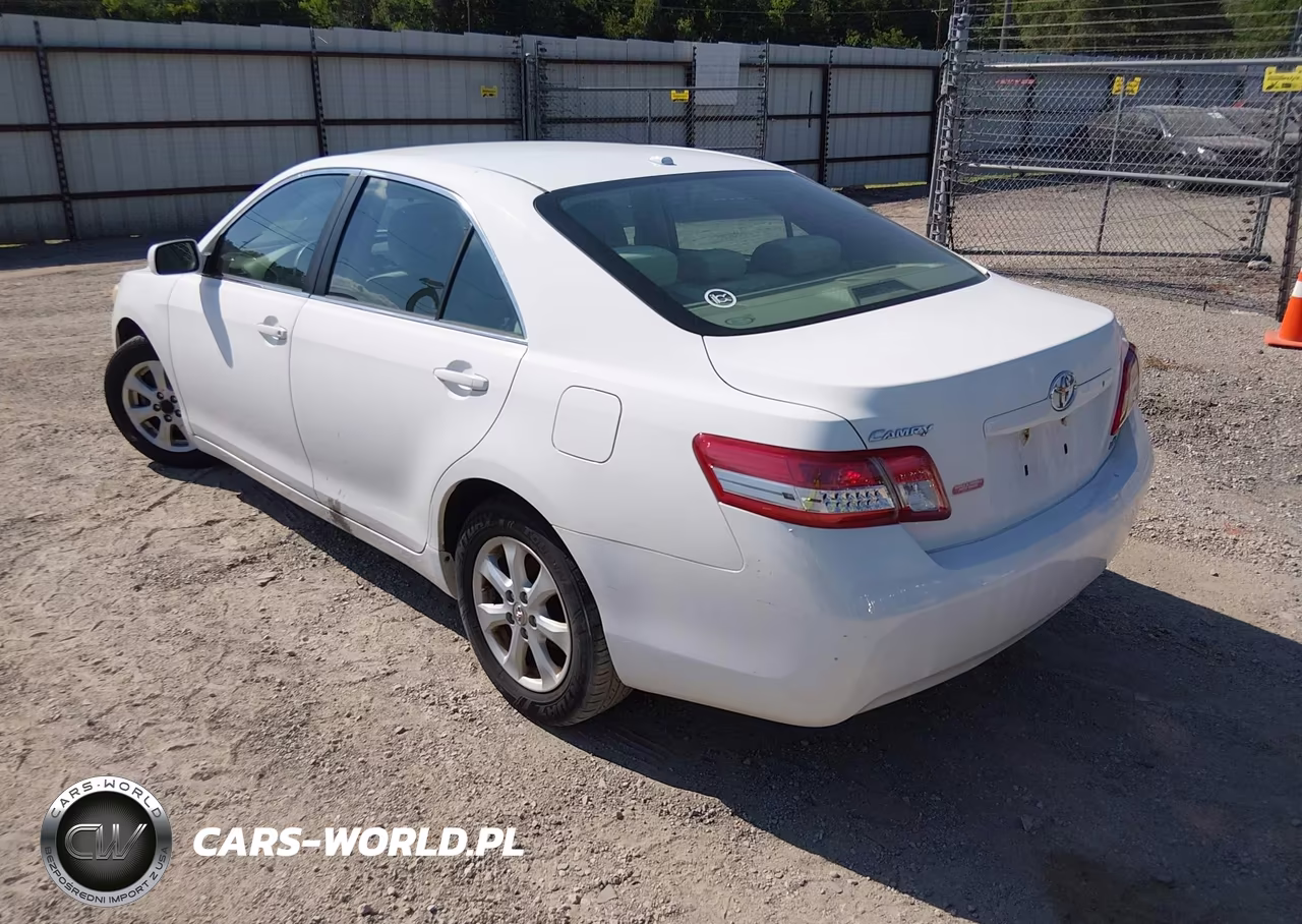 2011 Toyota Camry Le VIN:4T4BF3EK4BR140780 - 3