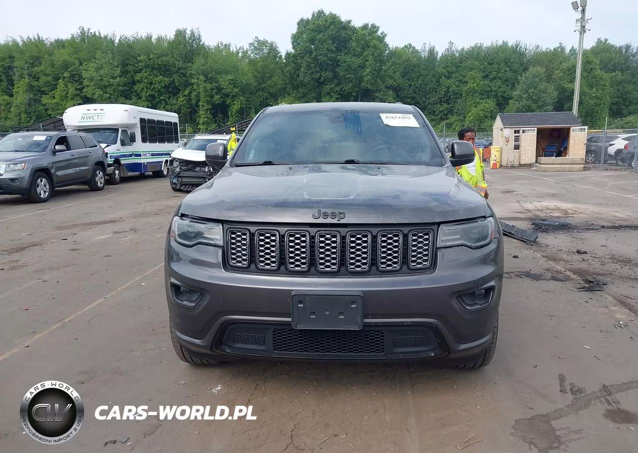 2020 Jeep Grand Cherokee Altitude 4X4 VIN:1C4RJFAG4LC409477 - 12