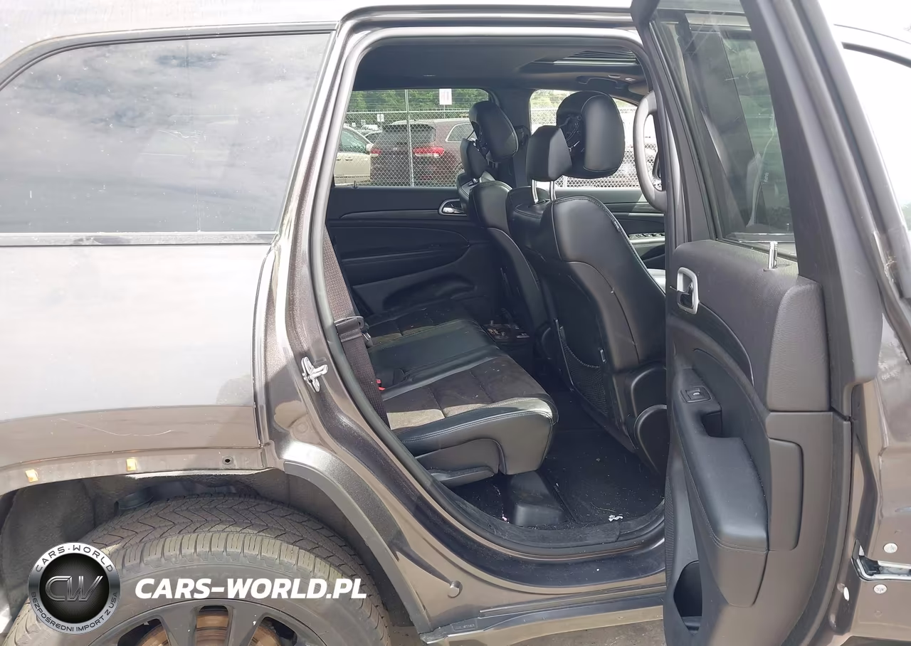 2020 Jeep Grand Cherokee Altitude 4X4 VIN:1C4RJFAG4LC409477 - 8
