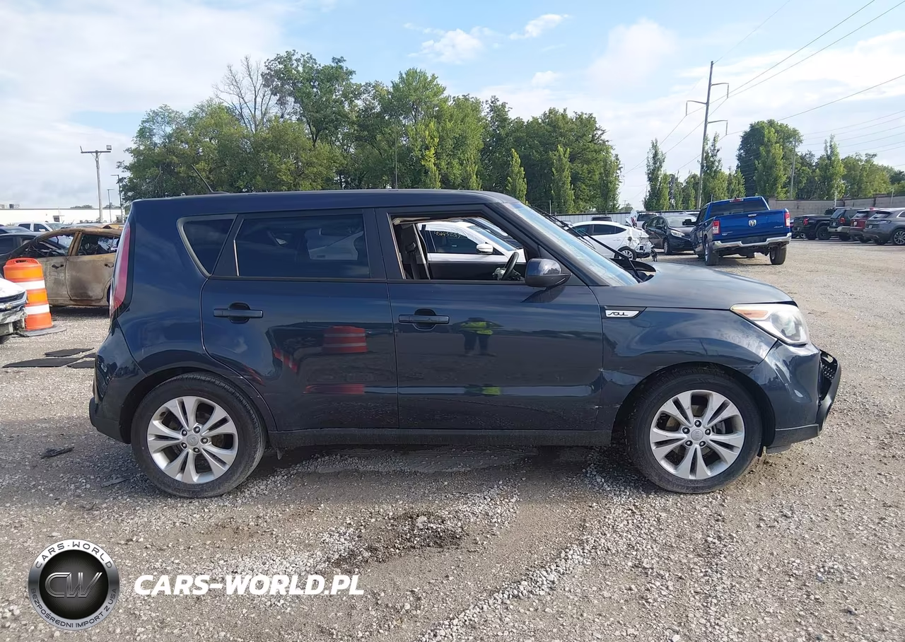 2015 Kia Soul + VIN:KNDJP3A54F7138300 - 12