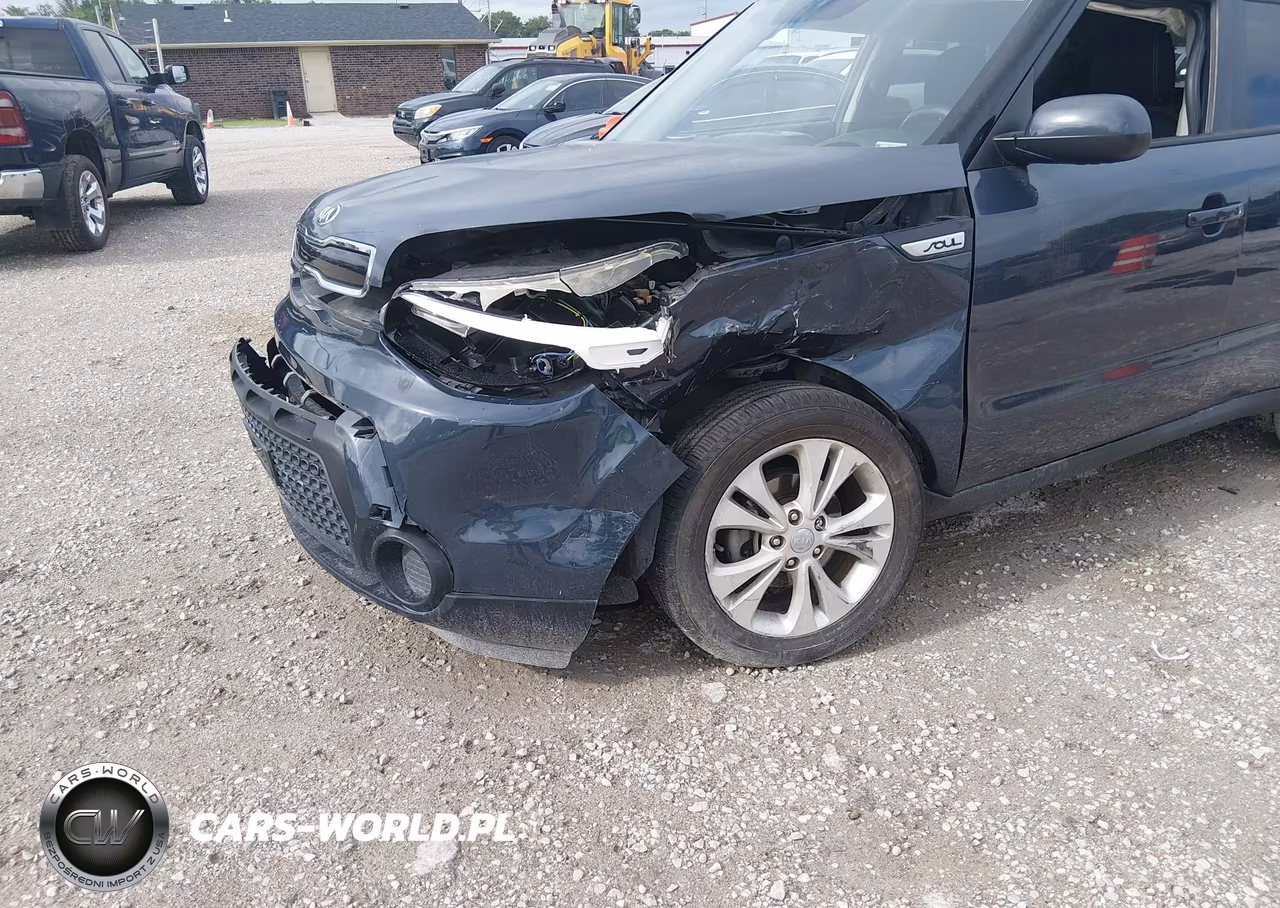 2015 Kia Soul + VIN:KNDJP3A54F7138300 - 6