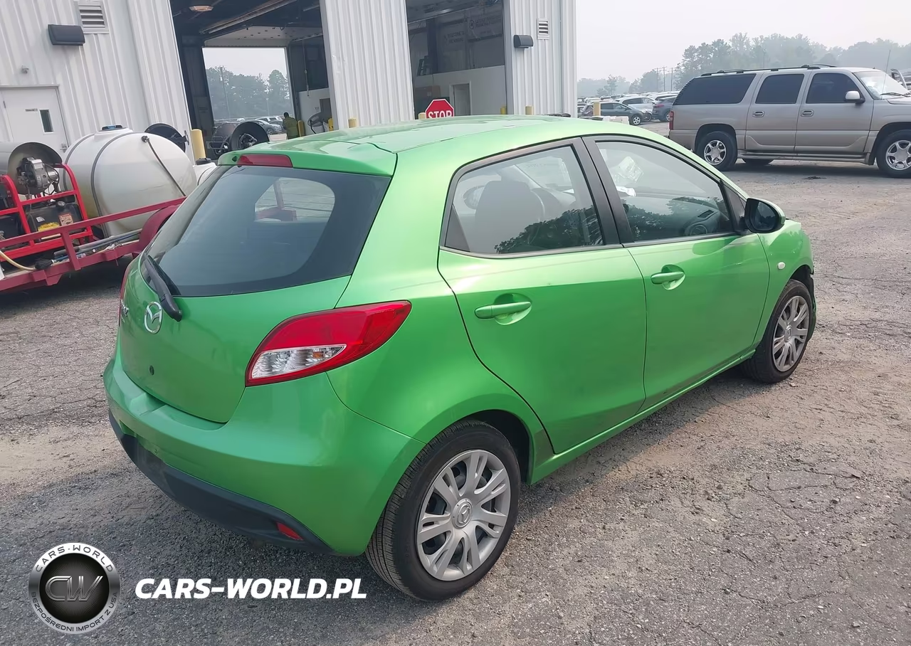 2013 Mazda Mazda2 Sport VIN:JM1DE1KY8D0152934 - 4