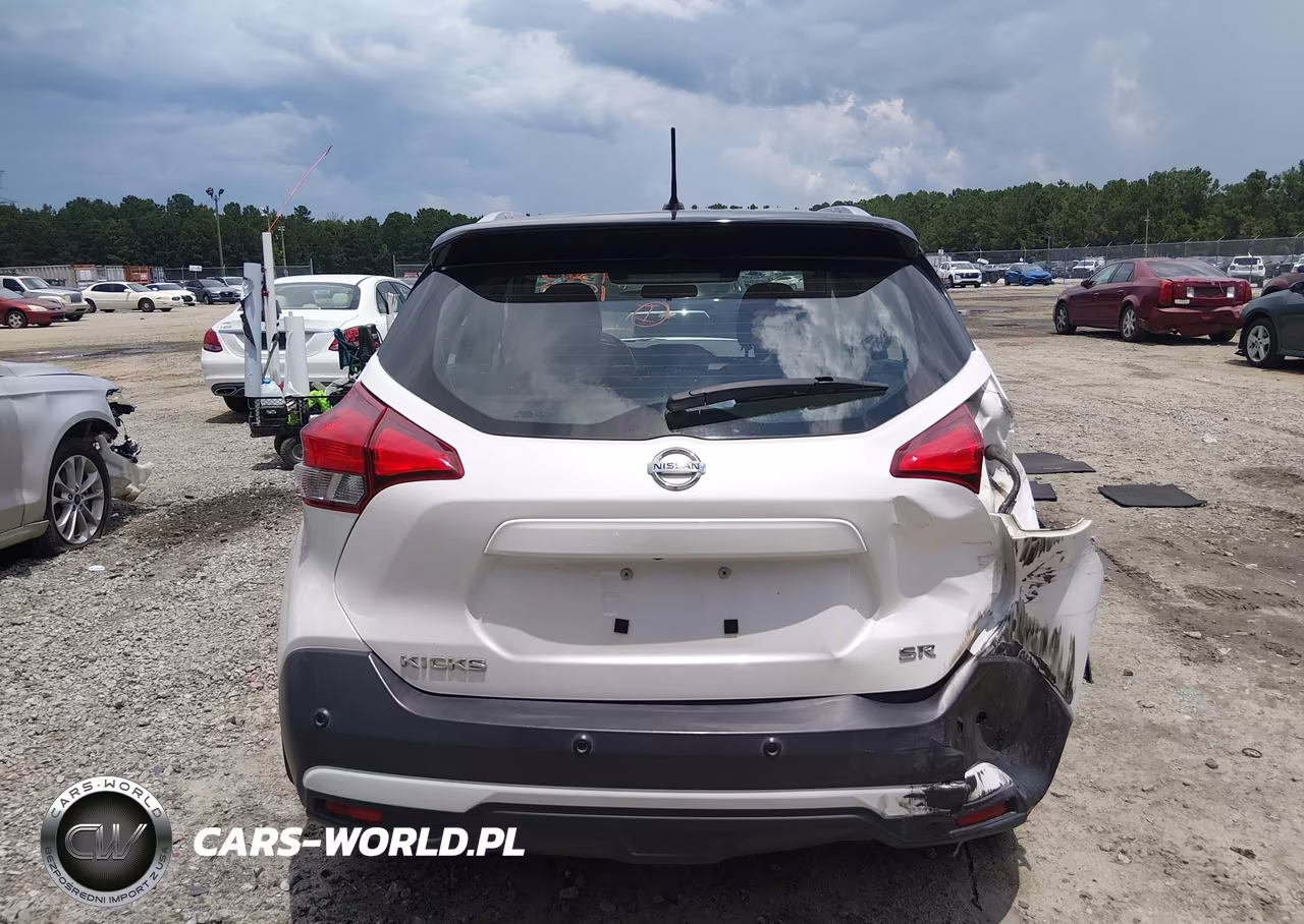 2020 Nissan Kicks Sr Xtronic Cvt VIN:3N1CP5DV1LL558610 - 17