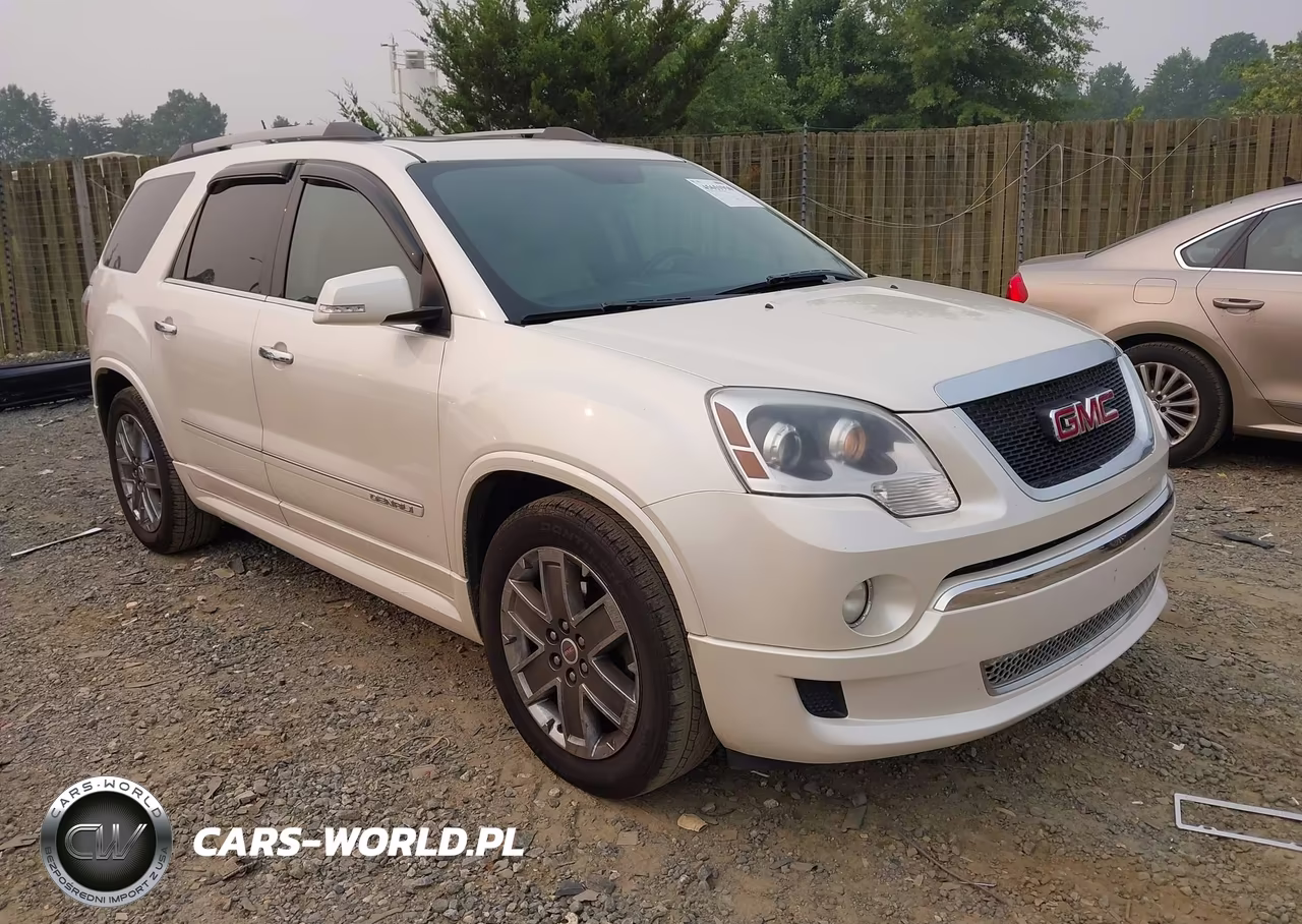 2011 GMC Acadia Denali