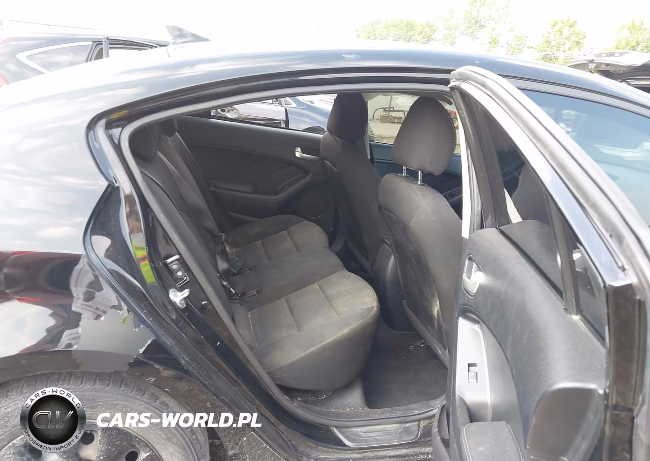 2017 Kia Forte Lx VIN:3KPFK4A78HE052535 - 8