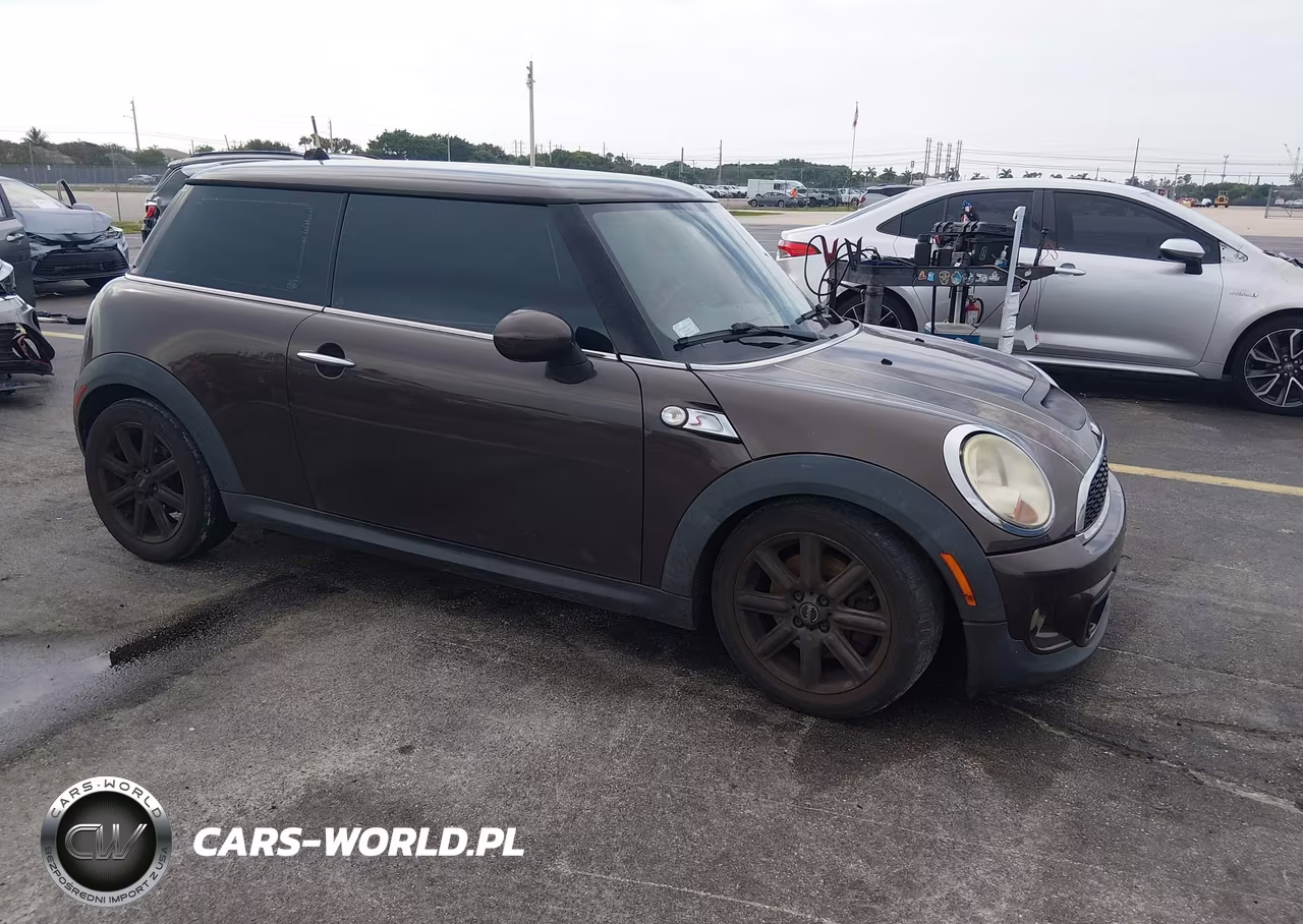2011 Mini Cooper S – zdjęcie 1 z 16