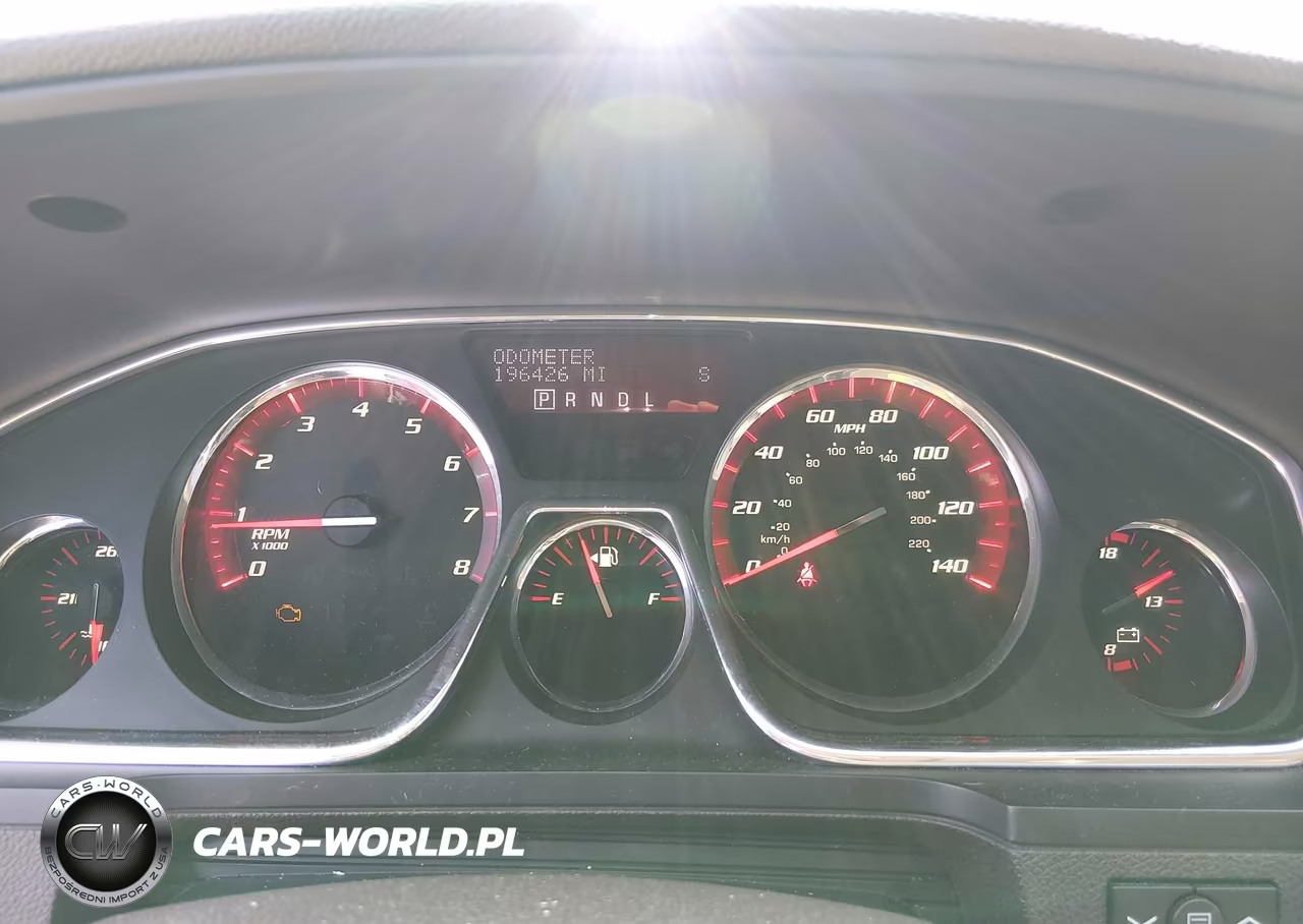 2016 GMC Acadia Denali VIN:1GKKVTKD5GJ303005 - 7