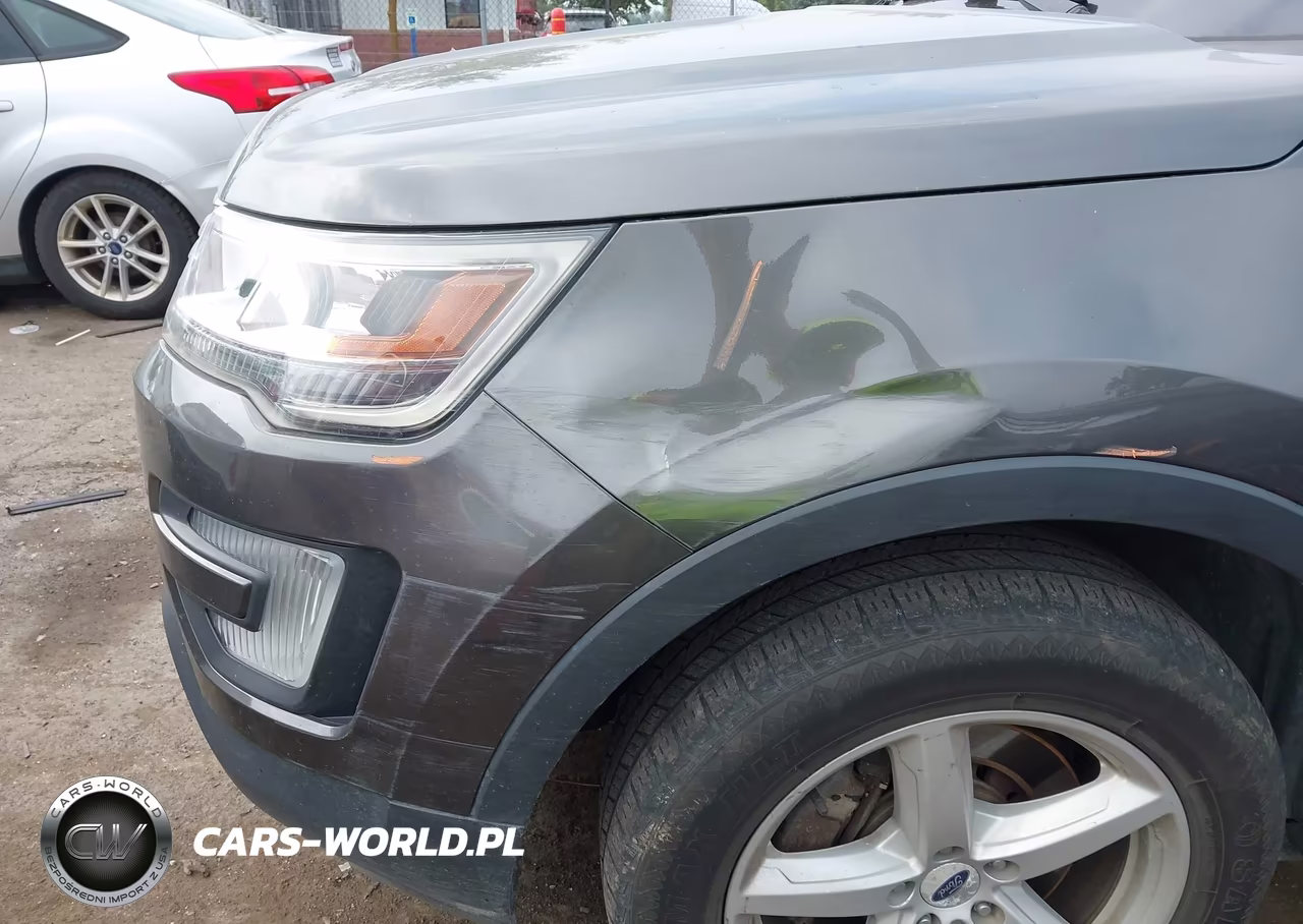 2017 Ford Explorer Xlt VIN:1FM5K8D8XHGD09357 - 6