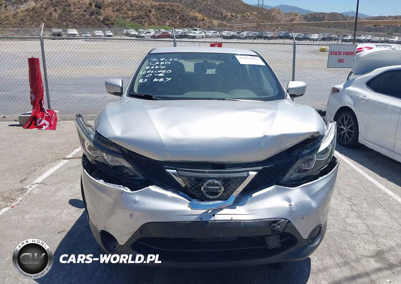 2018 Nissan Rogue Sport S VIN:JN1BJ1CPXJW184305 - 13