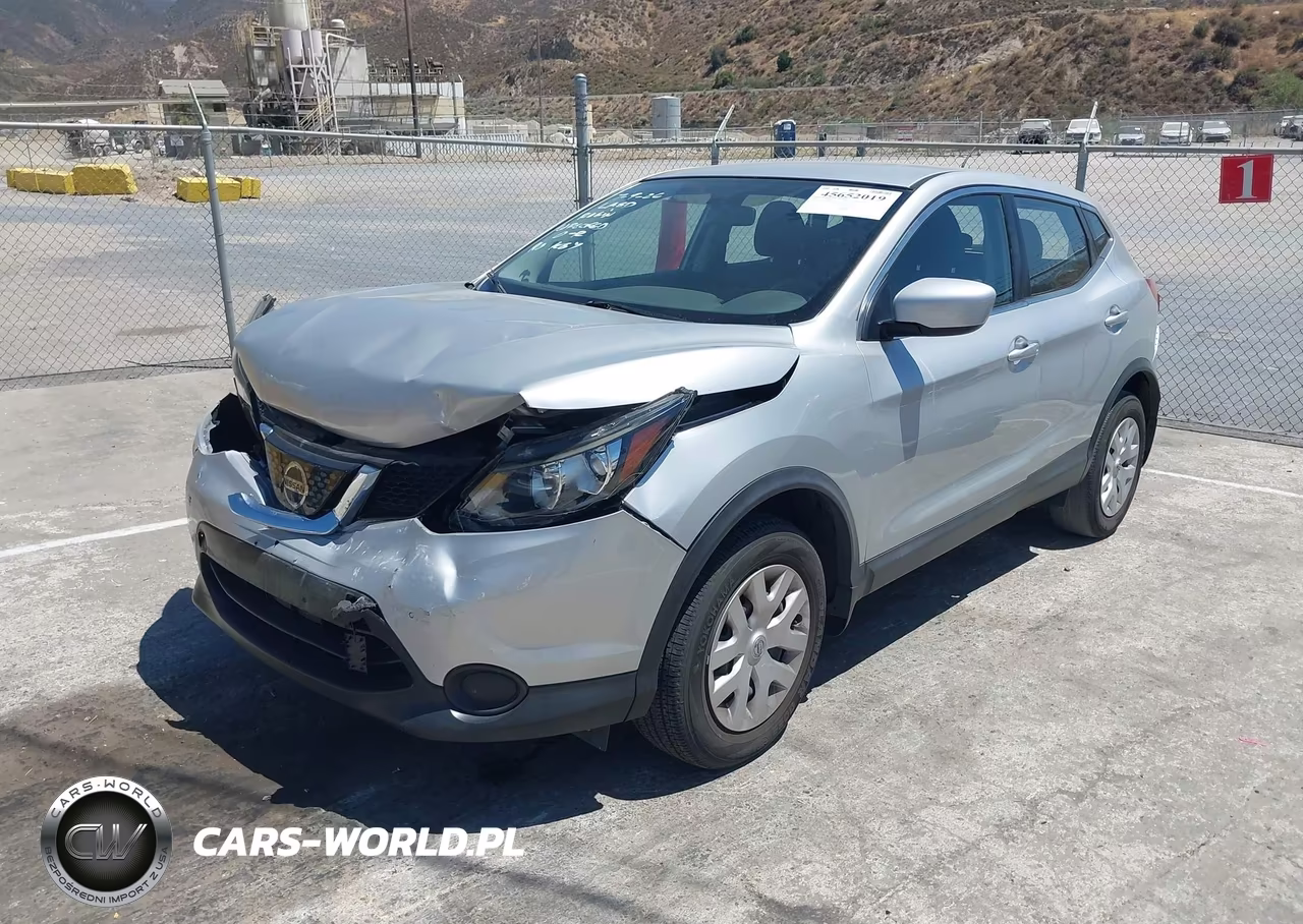 2018 Nissan Rogue Sport S VIN:JN1BJ1CPXJW184305 - 2