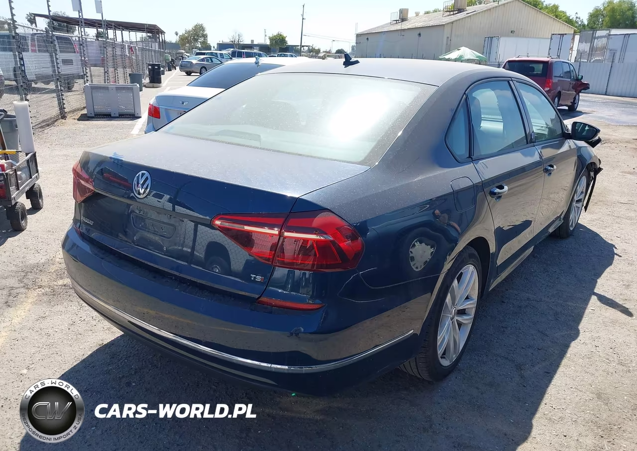 2019 Volkswagen Passat 2.0T Wolfsburg Edition VIN:1VWLA7A3XKC013347 - 4