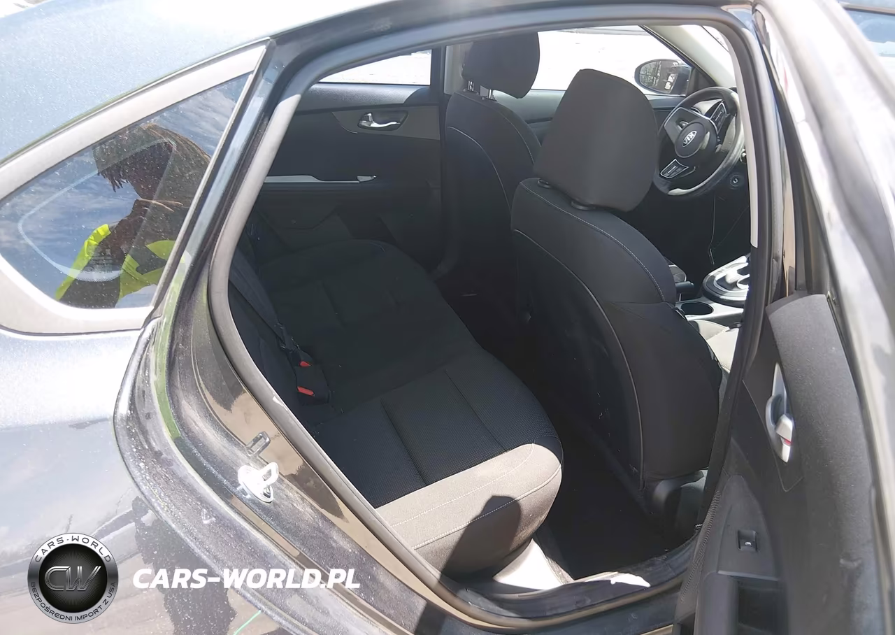 2020 Kia Forte Lxs VIN:3KPF24AD7LE258931 - 8