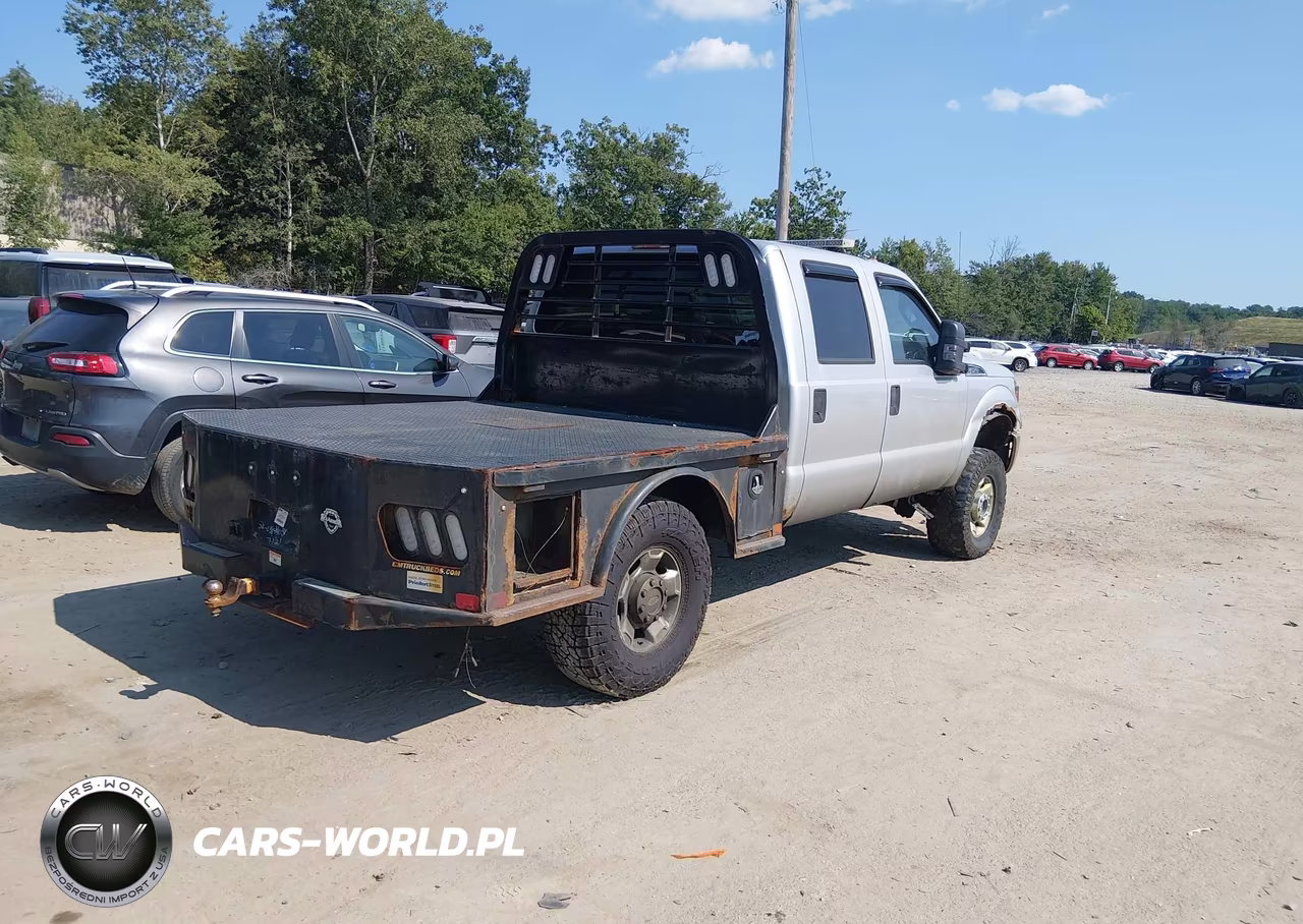 2012 Ford Super Duty F-250 Srw Xlt VIN:1FT7W2B69CEA94753 - 4