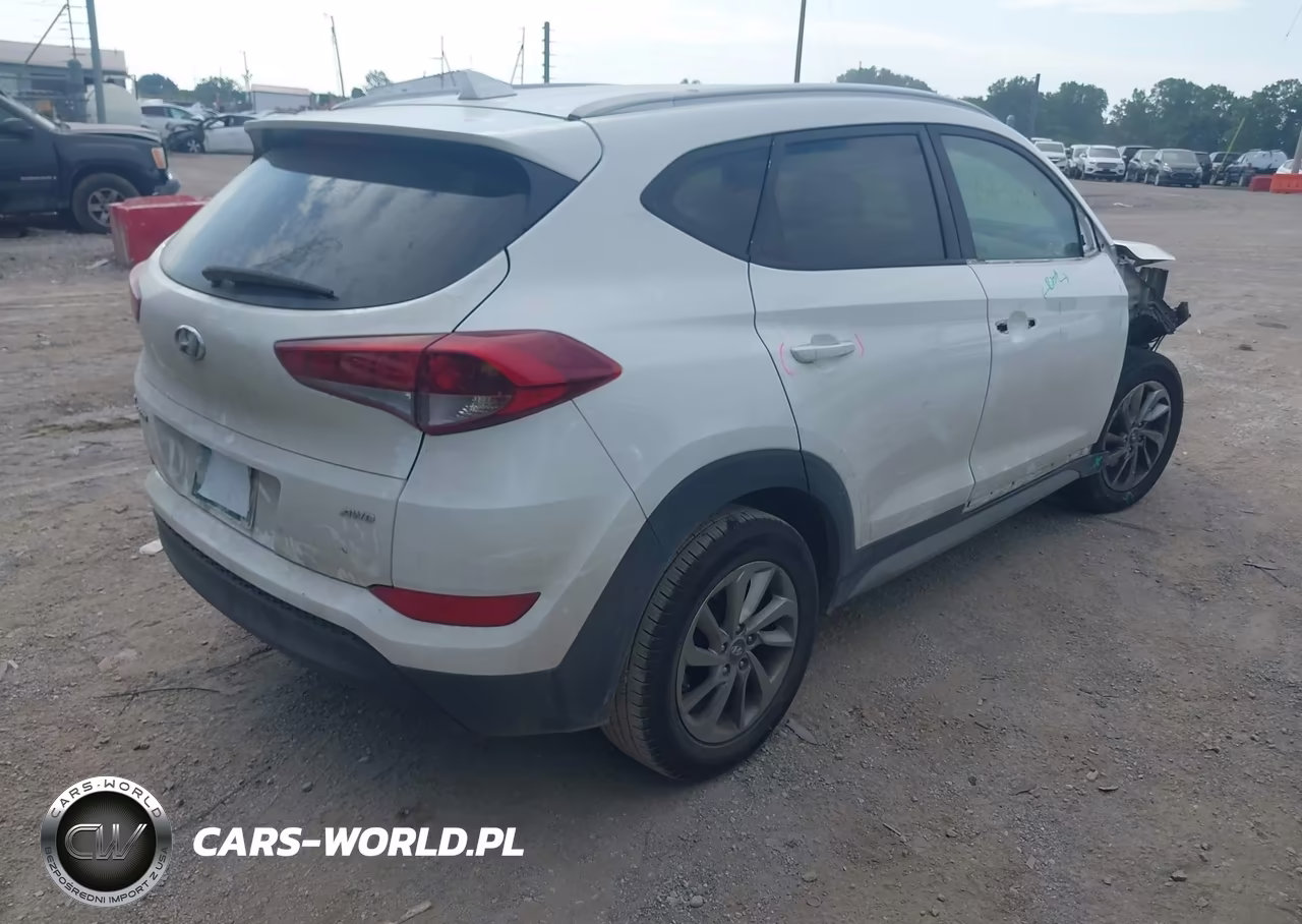 2018 Hyundai Tucson Sel VIN:KM8J3CA46JU614443 - 4