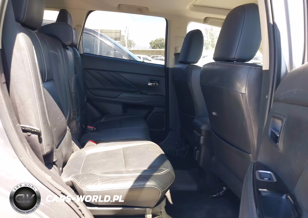 2018 Mitsubishi Outlander Phev Gt VIN:JA4J24A50JZ029540 - 8