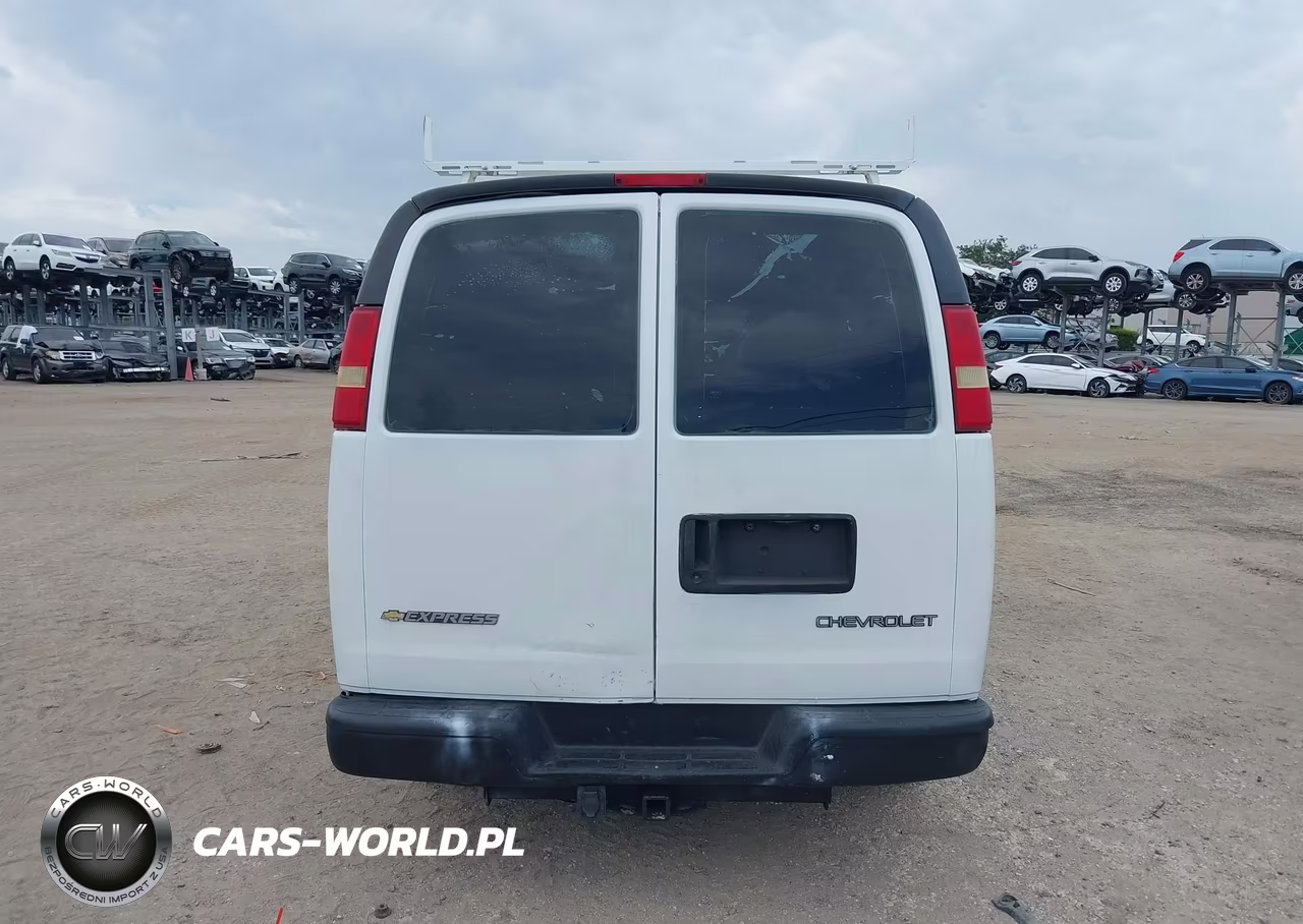 2005 Chevrolet Express VIN:1GCGG25V751226032 - 16