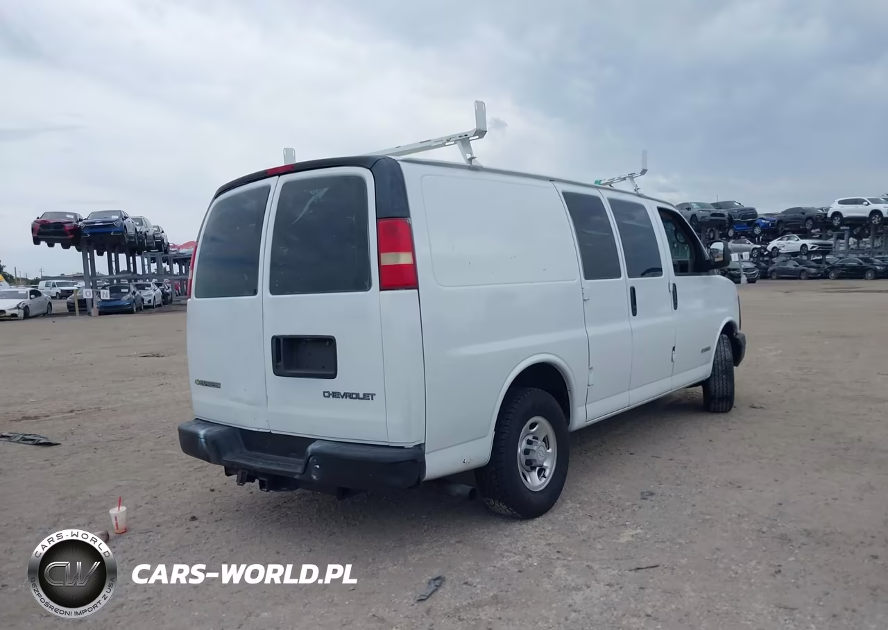 2005 Chevrolet Express VIN:1GCGG25V751226032 - 4