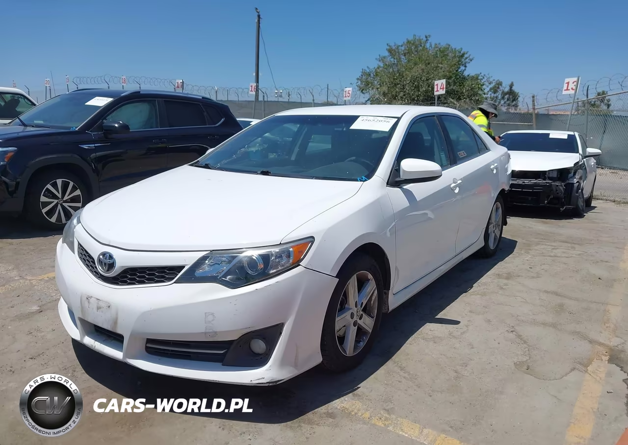 2014 Toyota Camry Se VIN:4T1BF1FK1EU444456 - 2