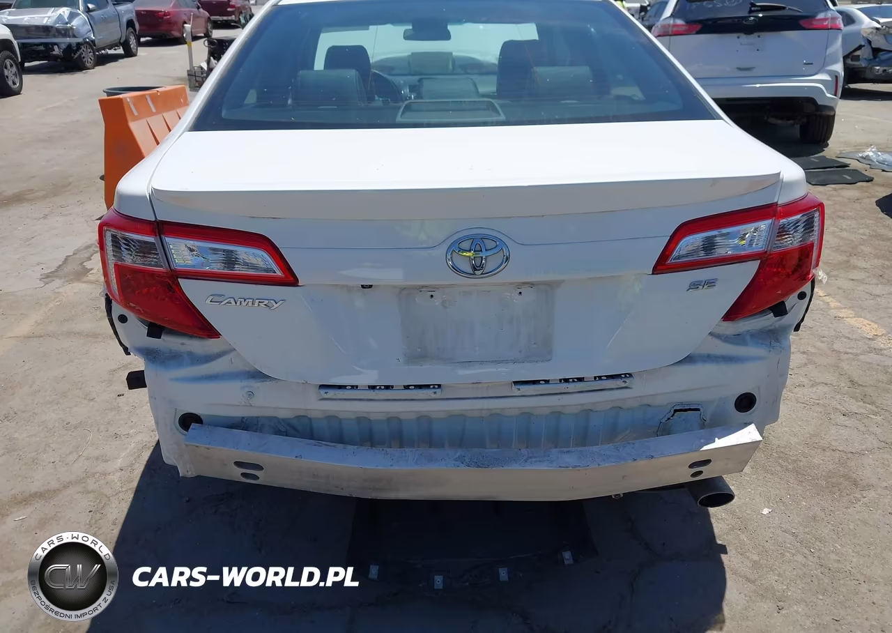 2014 Toyota Camry Se VIN:4T1BF1FK1EU444456 - 6