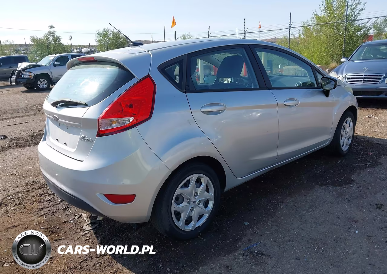 2011 Ford Fiesta Se VIN:3FADP4EJ1BM234188 - 4