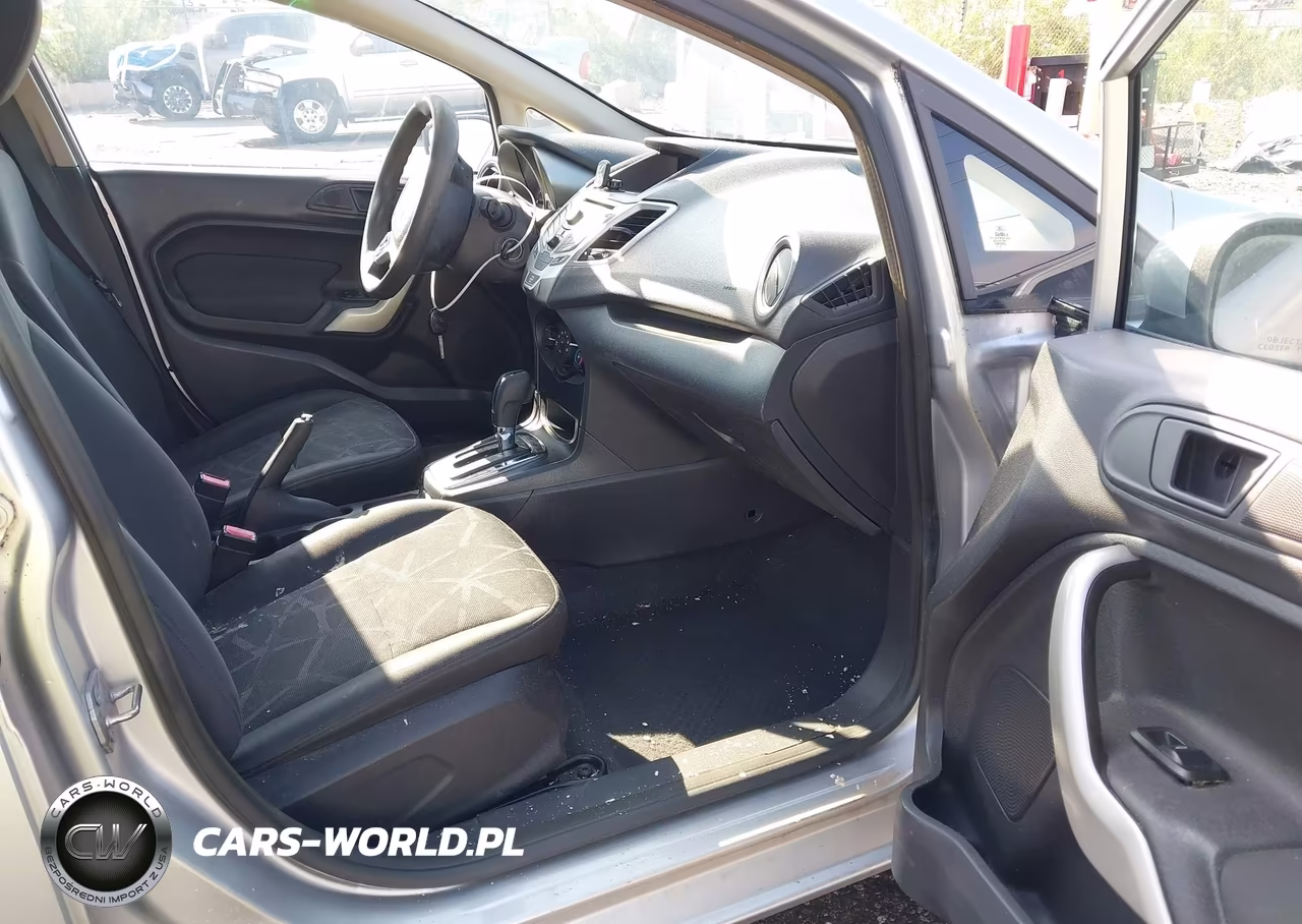 2011 Ford Fiesta Se VIN:3FADP4EJ1BM234188 - 5