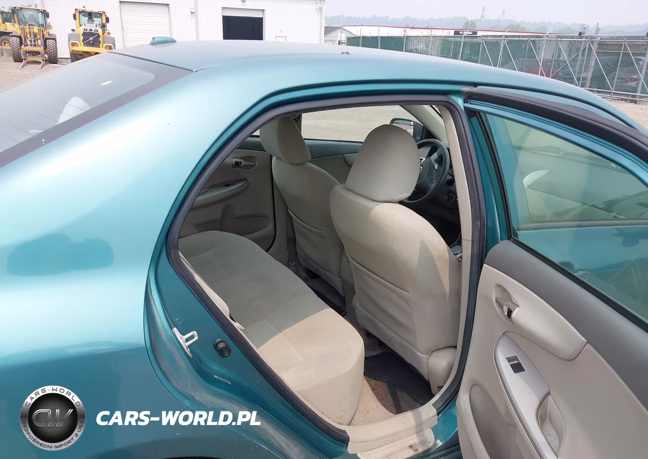 2010 Toyota Corolla Le VIN:2T1BU4EE8AC282114 - 8