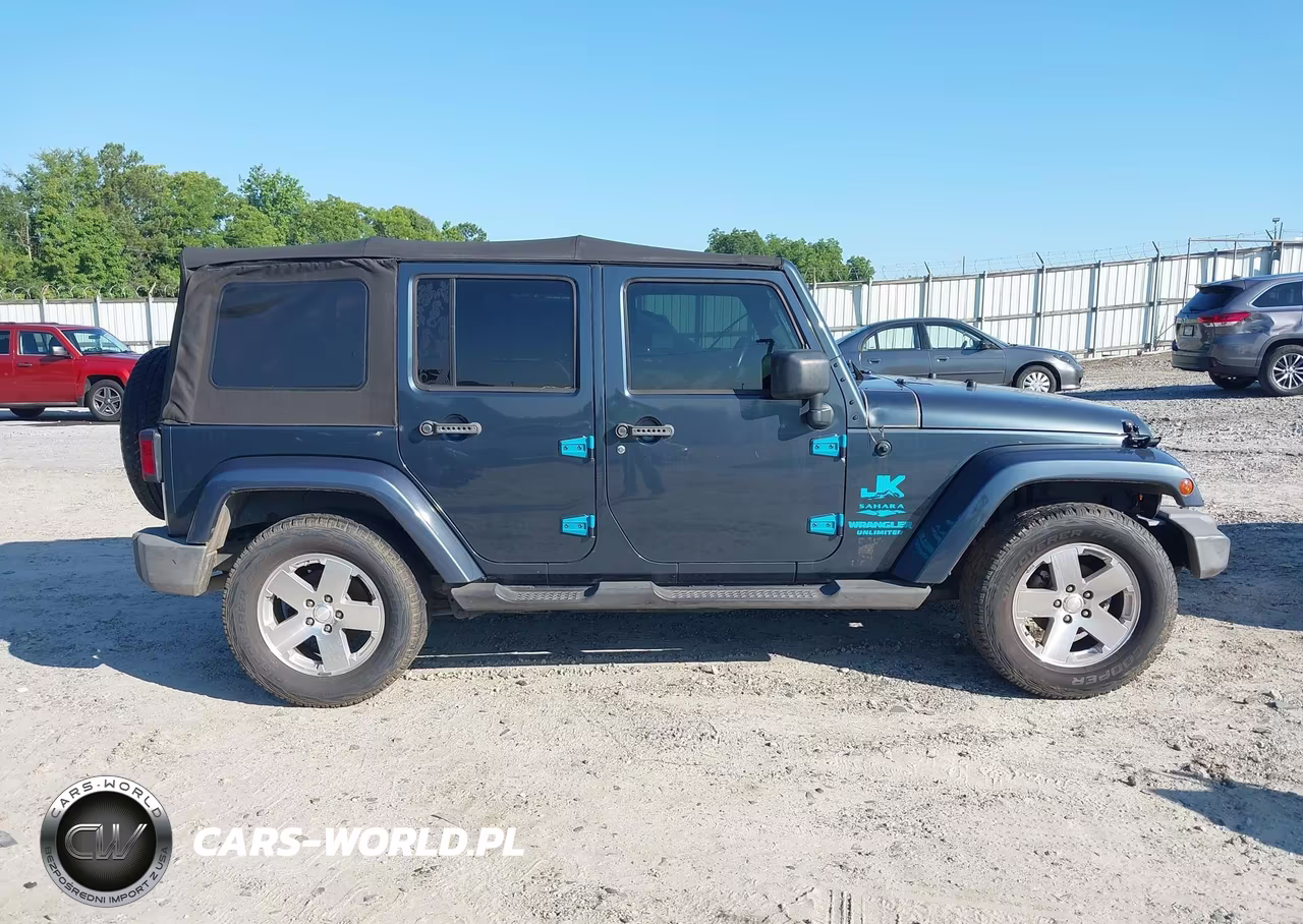 2008 Jeep Wrangler Unlimited Sahara VIN:1J4GB59148L620128 - 13