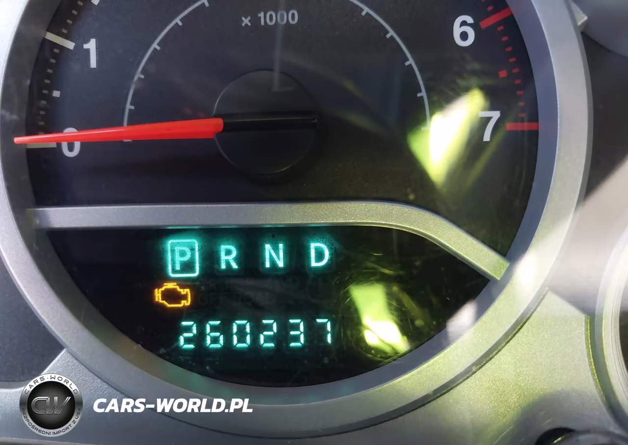 2008 Jeep Wrangler Unlimited Sahara VIN:1J4GB59148L620128 - 15