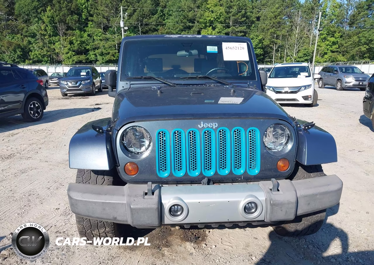 2008 Jeep Wrangler Unlimited Sahara VIN:1J4GB59148L620128 - 6