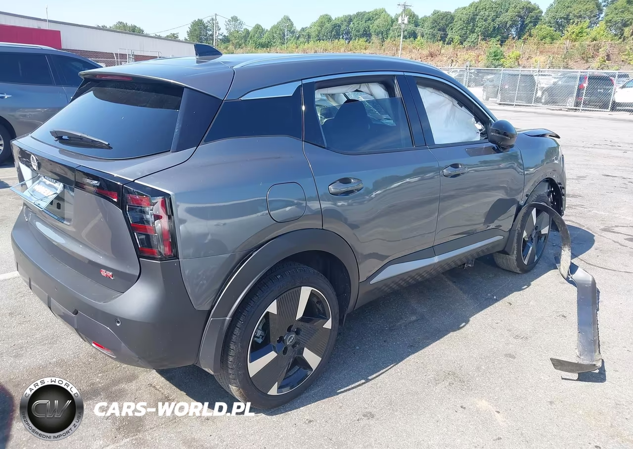 2026 Nissan Kicks Sr VIN:3N8AP6DA9TL334559 - 4