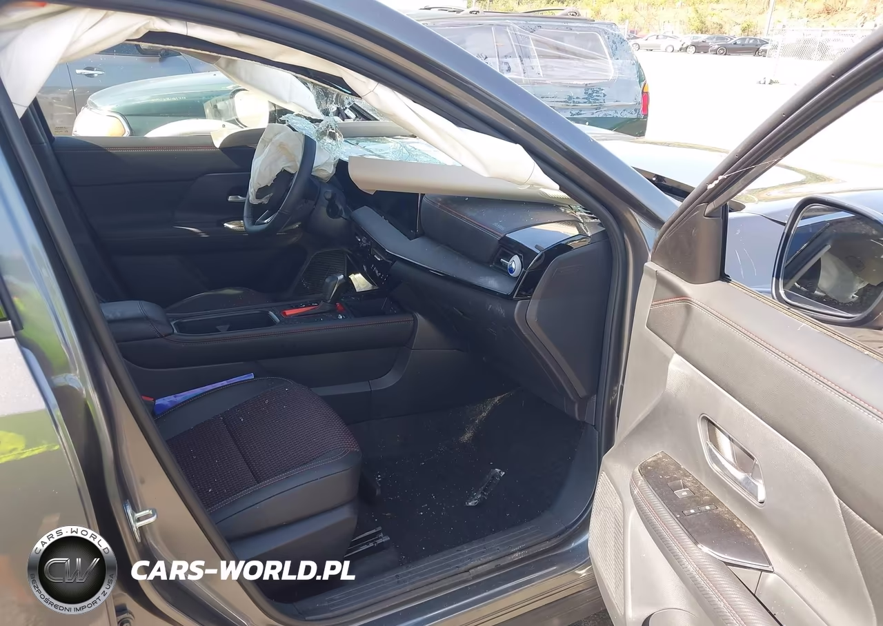 2026 Nissan Kicks Sr VIN:3N8AP6DA9TL334559 - 5