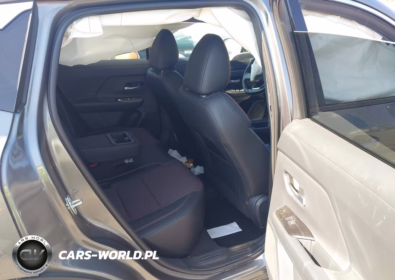 2026 Nissan Kicks Sr VIN:3N8AP6DA9TL334559 - 8