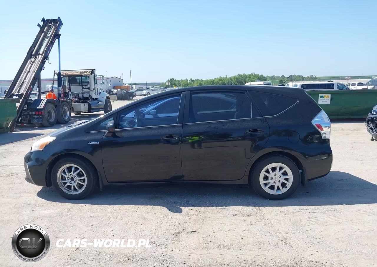 2012 Toyota Prius V Three VIN:JTDZN3EU1C3024610 - 14
