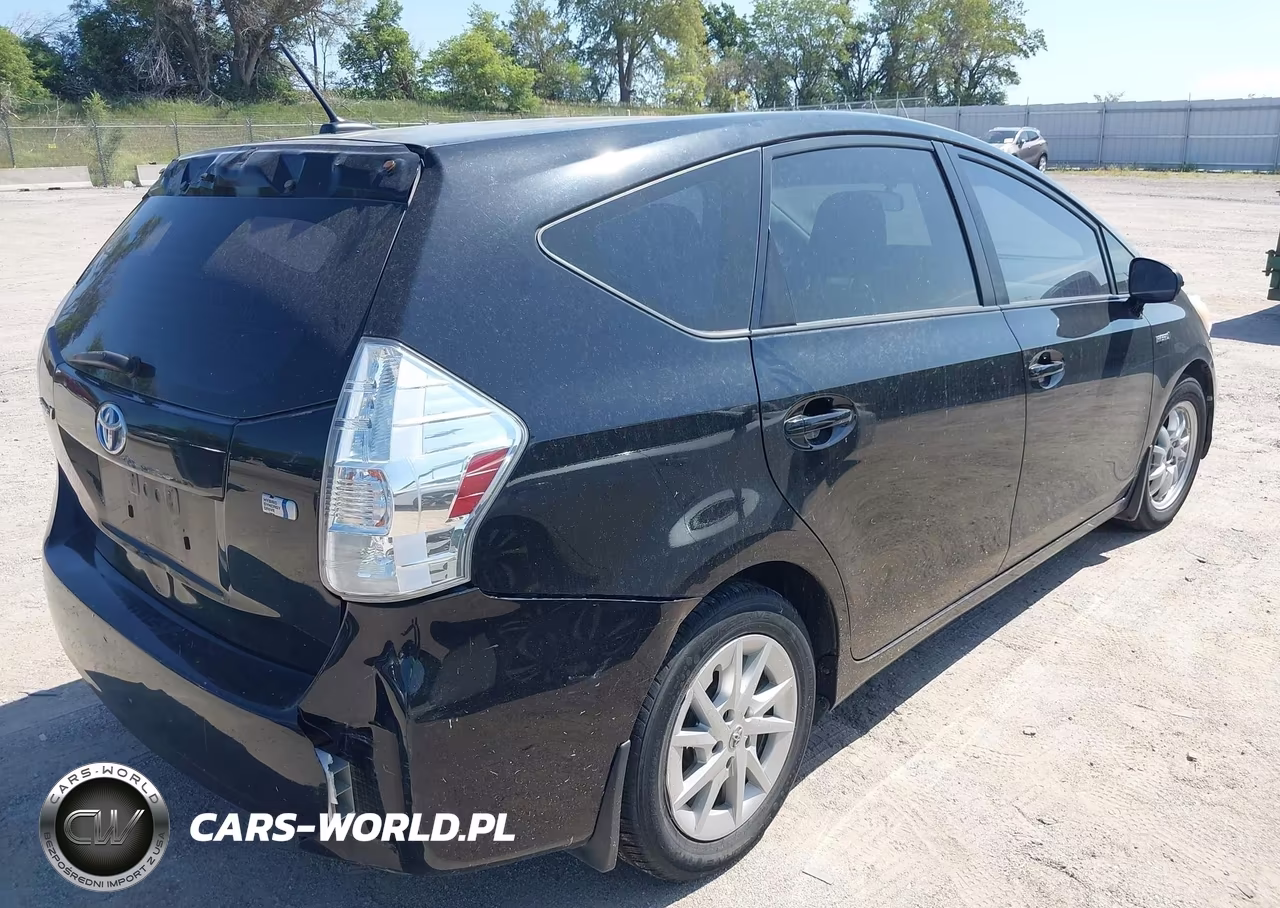 2012 Toyota Prius V Three VIN:JTDZN3EU1C3024610 - 4